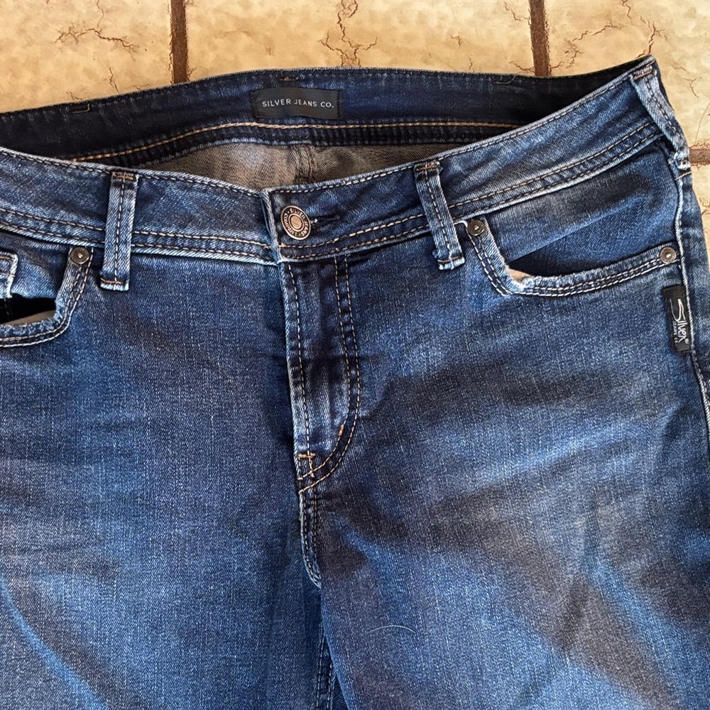 Silver Jeans Women's Boot Cut in Dark Blue